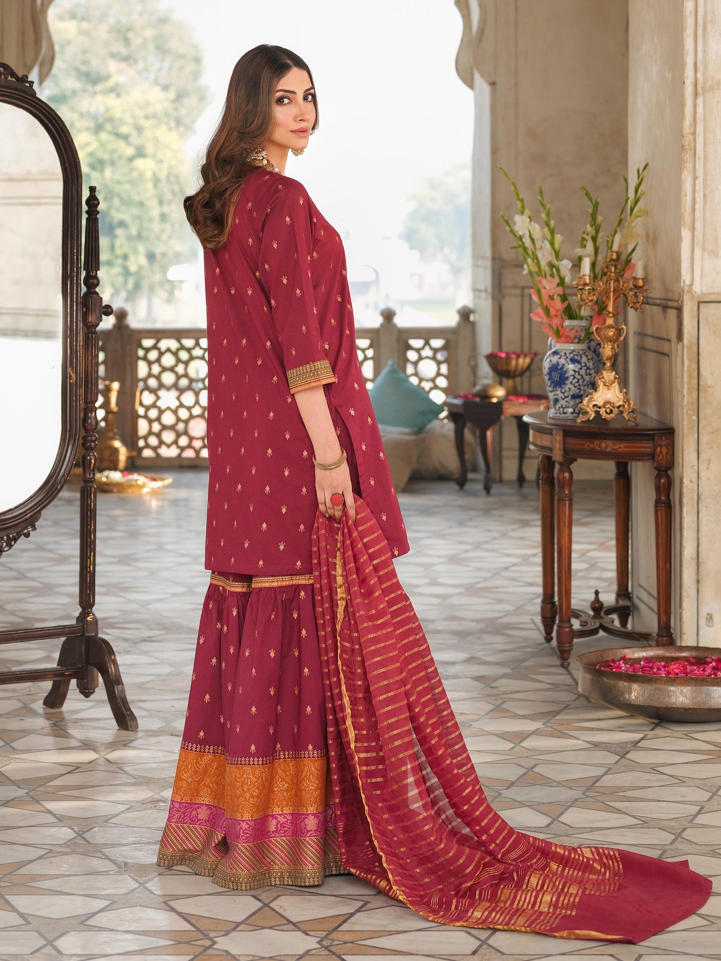 3 Piece Lawn Suit-Embroidered (Pret)