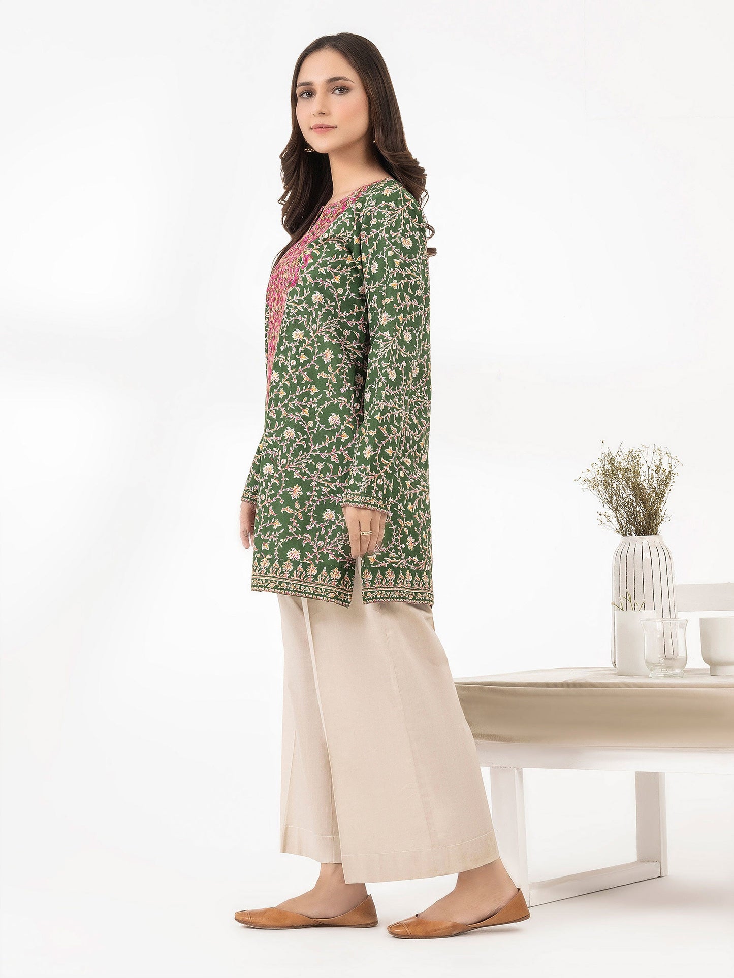 Cambric Kurti-Embroidered (Pret)