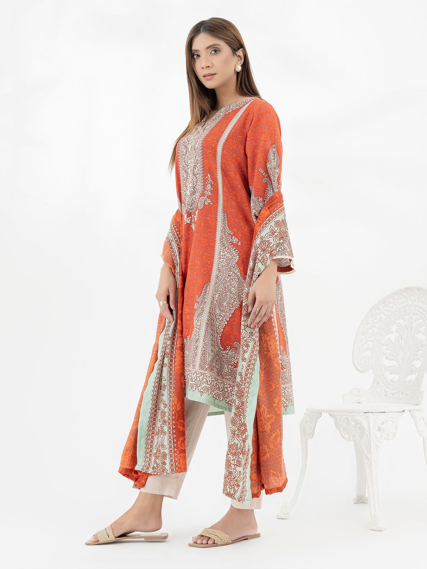 2 Piece Khaddar Suit-Printed (Pret)