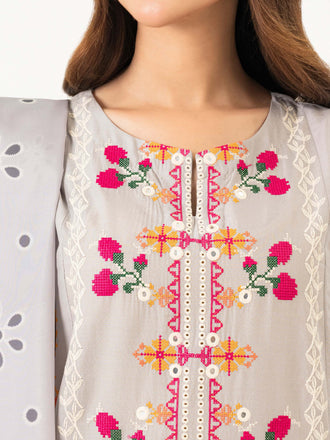 3-piece-lawn-suit-embroidered(pret)