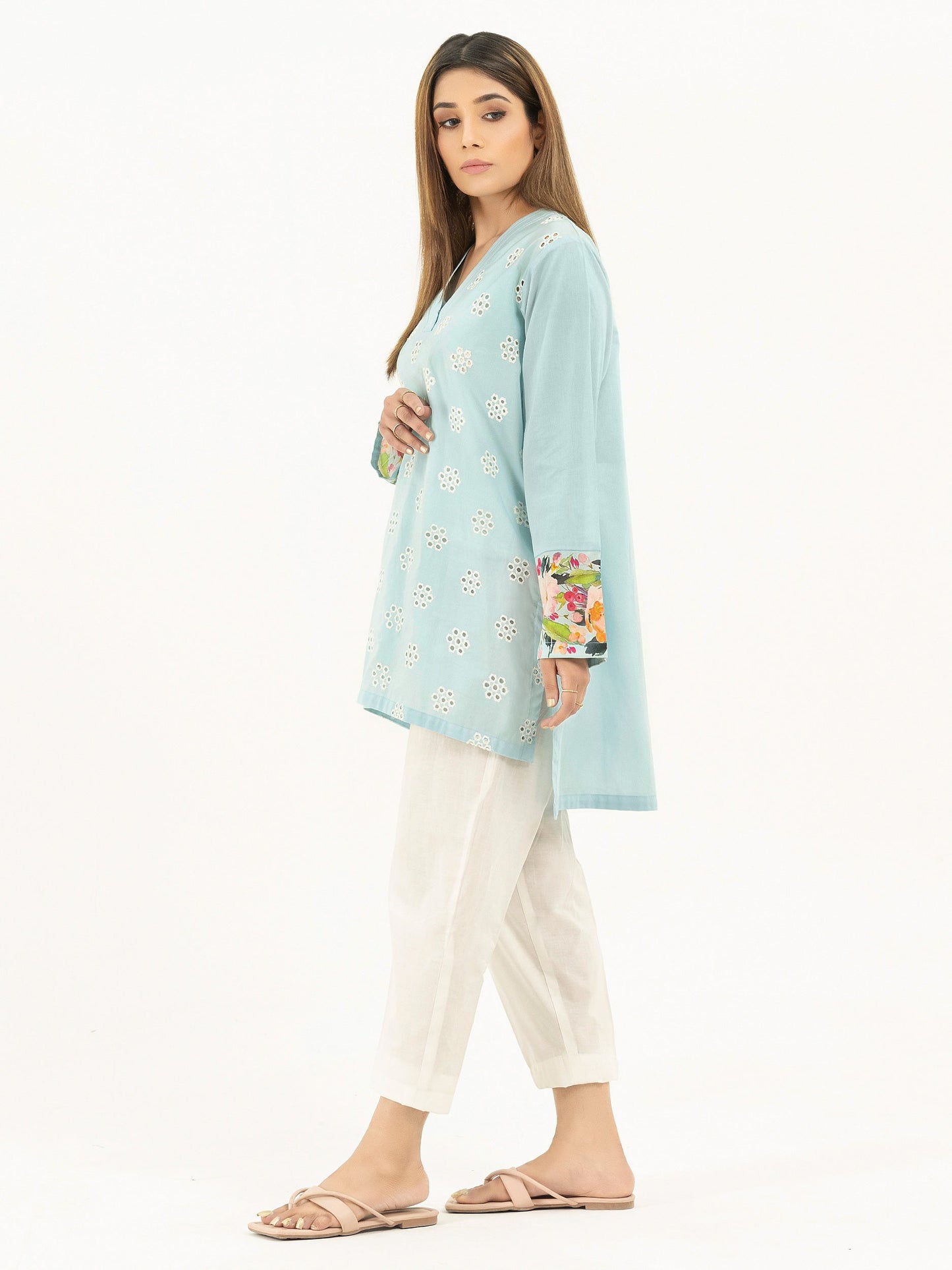 Cambric Kurti-Embroidered (Pret)