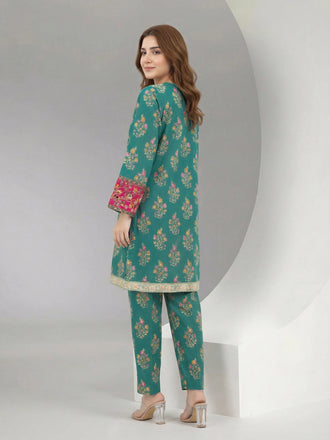 2-piece-khaddar-suit--embroidered-(pret)