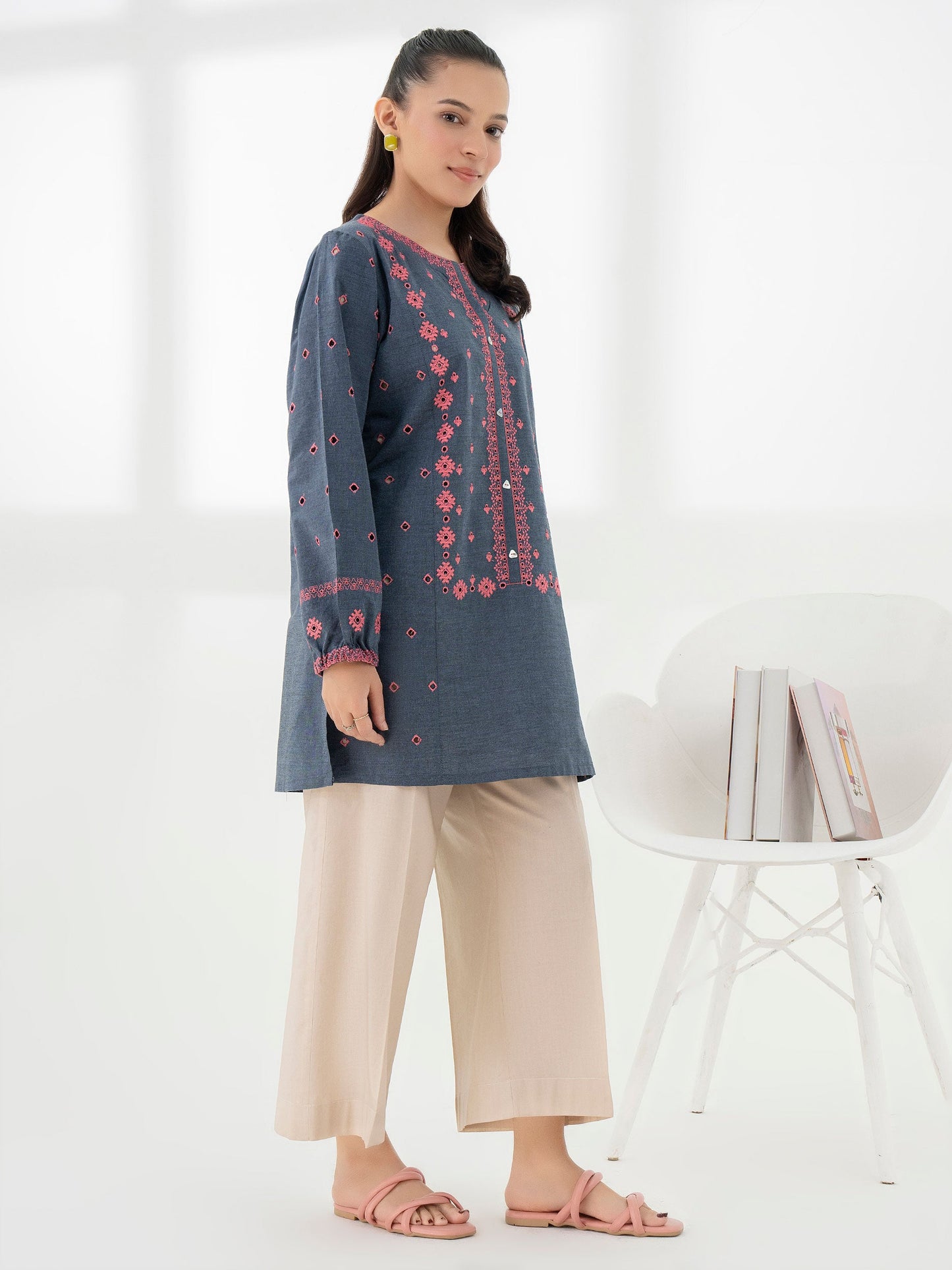 Yarn Dyed Kurti-Embroidered (Pret)