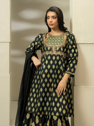3-piece-lawn-suit-embroidered-(pret)