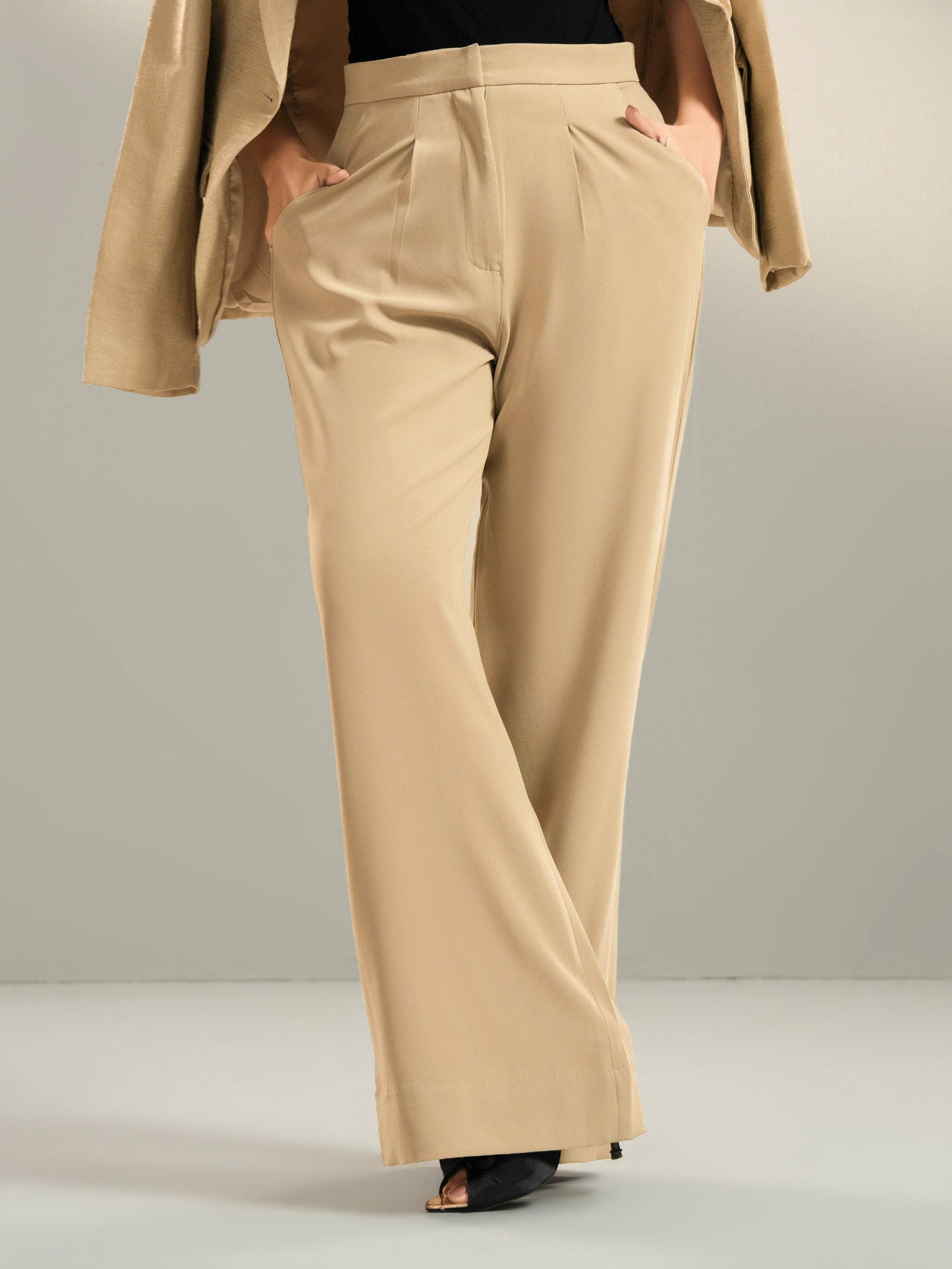 Sheen Grip Pants