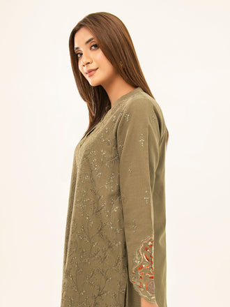 2-piece-khaddar-suit-embroidered-(pret)